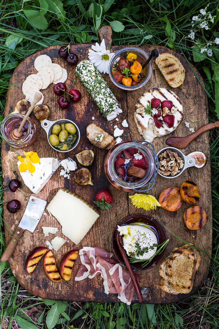 WHow-to-make-a-Killer-Summer-Cheeseboard-with-Pickled-Strawberries-Herb-Roasted-Cherry-Tomatoes-4