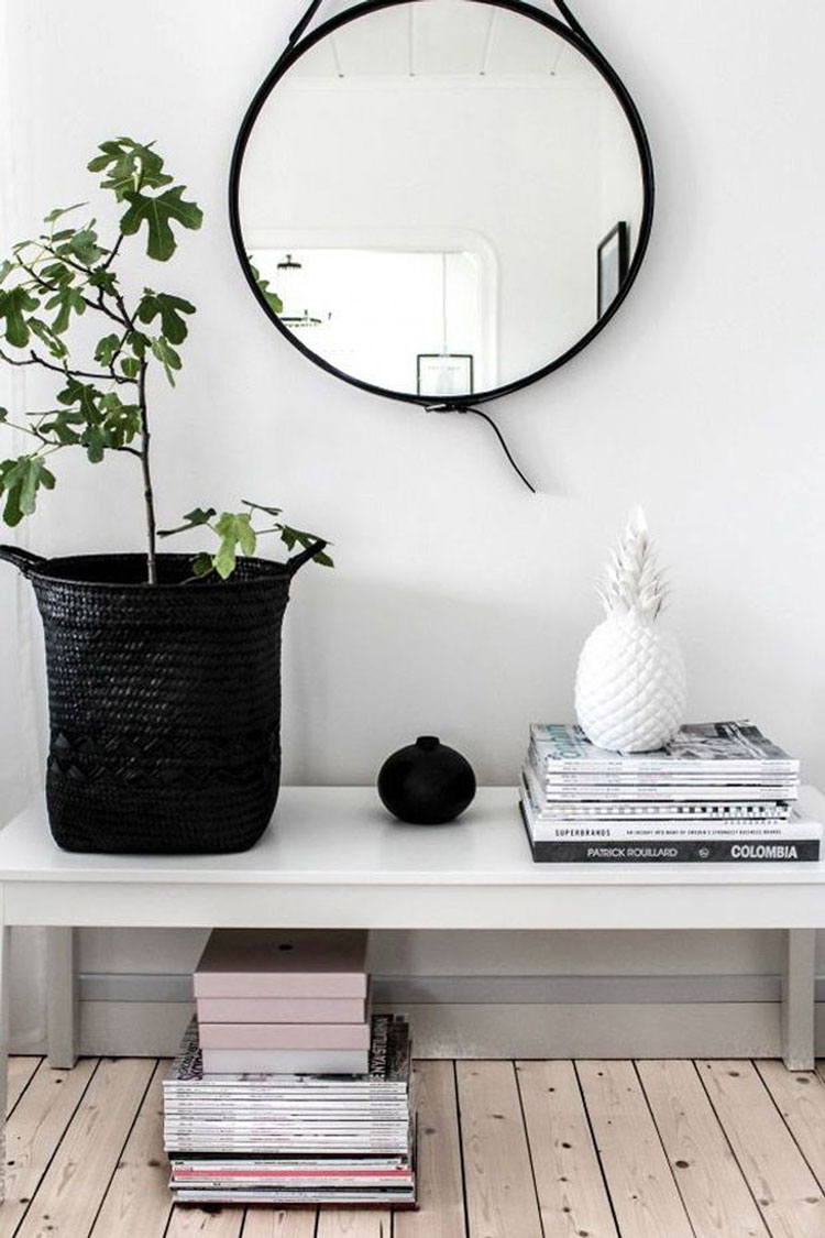 Woracle-fox-sunday-sanctuary-mirrors-minimalist-interior-mirrored-style-10